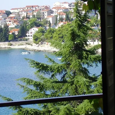 In Okrug Gornji With Sea View, Terrace, Air Conditioning, Wifi 5106-4